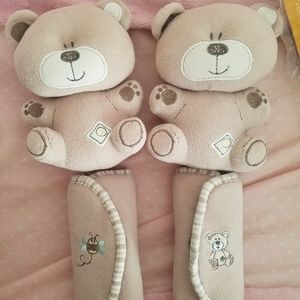 Seatbelt straps covers sold